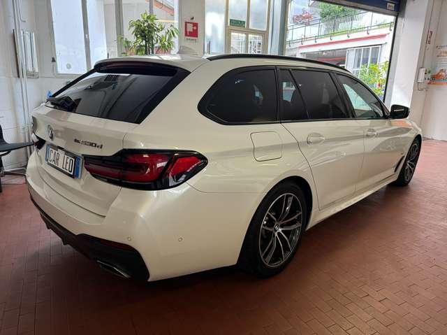 BMW 530 530d Touring mhev 48V xdrive msport auto