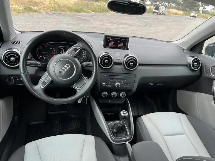 Audi A1 SPB 1.6 TDI Attraction