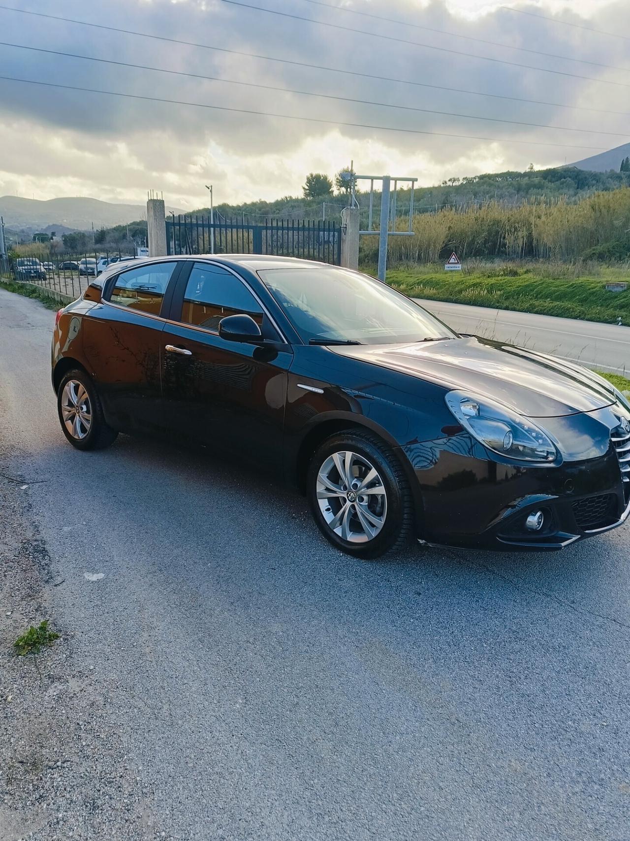 Alfa Romeo Giulietta 1.6 JTDm-2 105 CV Exclusive