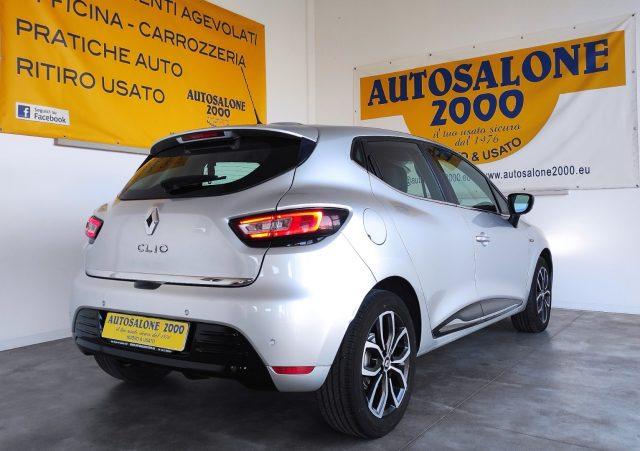 RENAULT Clio TCe 12V 75 CV 5 porte Moschino Zen NEOPATENTATI