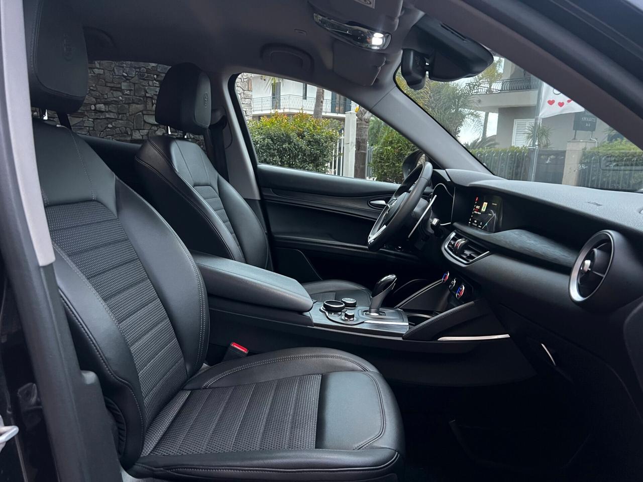 Alfa Romeo Stelvio 2.2 210 CV AT8 Q4 -2018