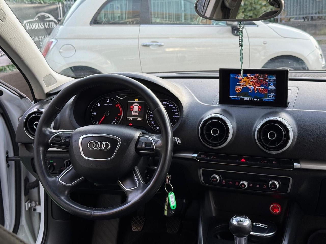 Audi A3 Sedan 1.6 TDI clean diesel S tronic S-LINE