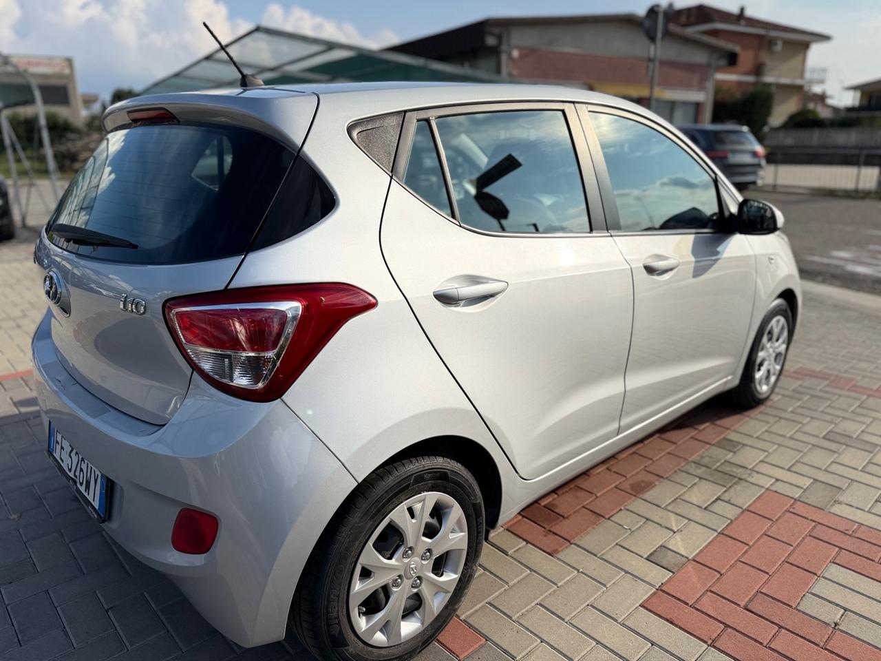Hyundai i10 1.0 MPI Sound Edition NEOPATENTATI
