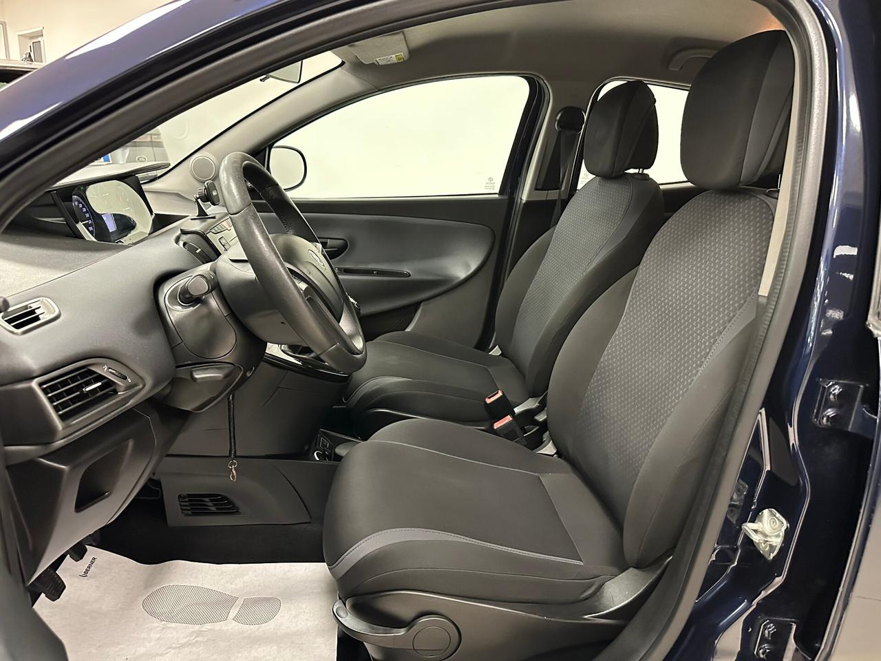 Lancia Ypsilon 1.3 MJT 16V 95 CV 5 porte S&S Gold - 2016