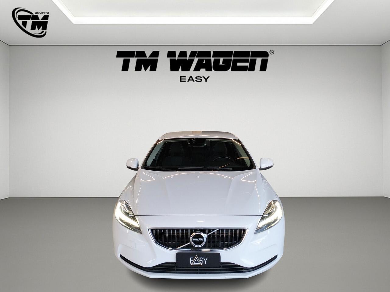Volvo V40 1.5 t2 R-design geartronic my19 - NEOPATENTATI