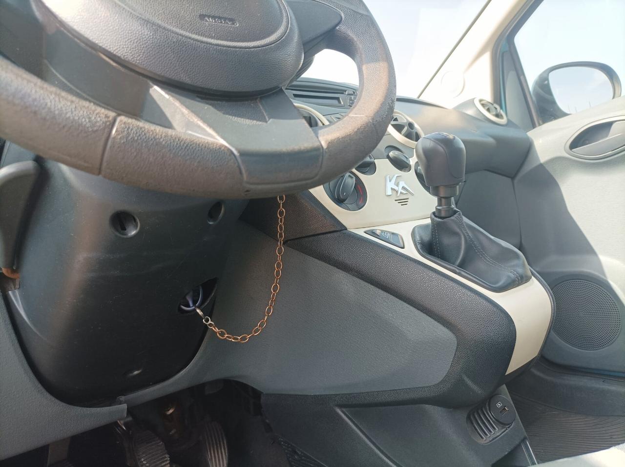 Ford Ka 1.2 8V 69CV Titanium