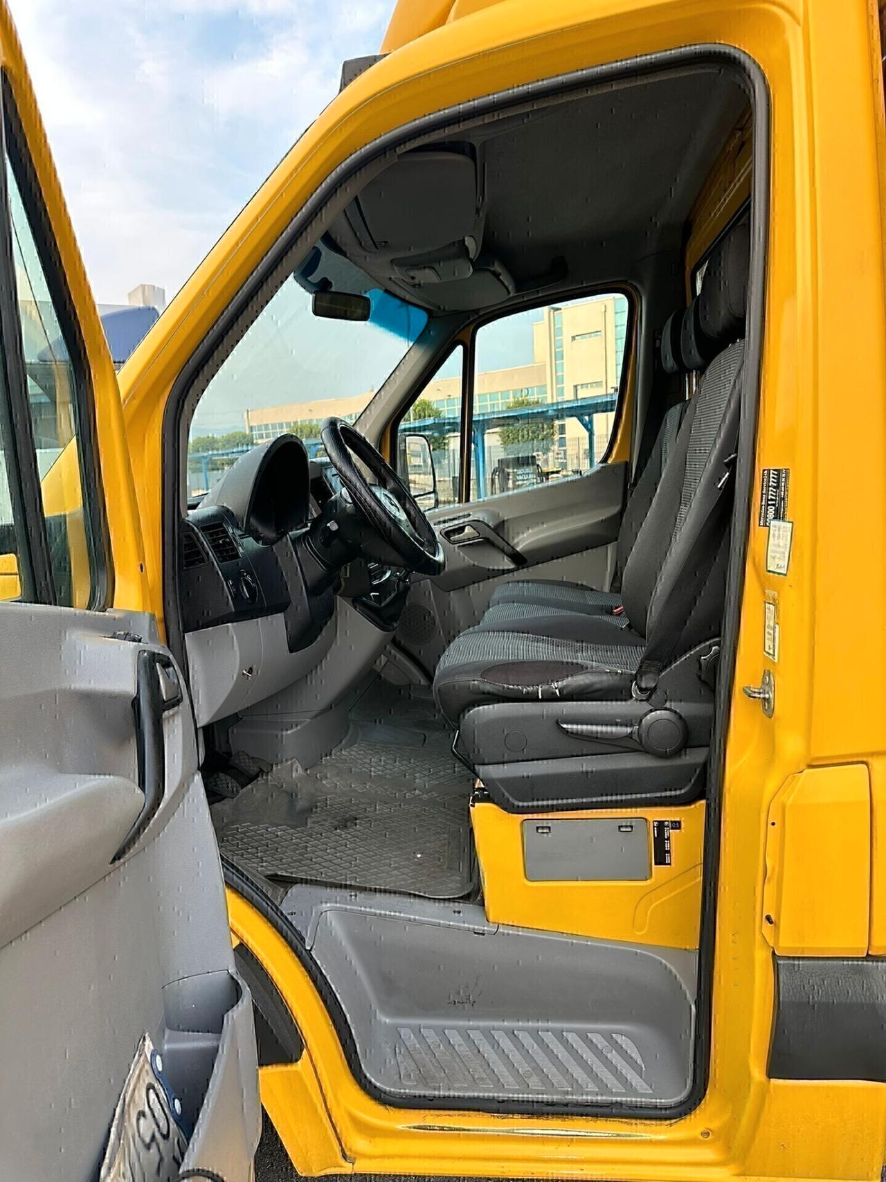 MERCEDES SPRINTER CON PEDANA CARICATRICE SUPER PREZZO!