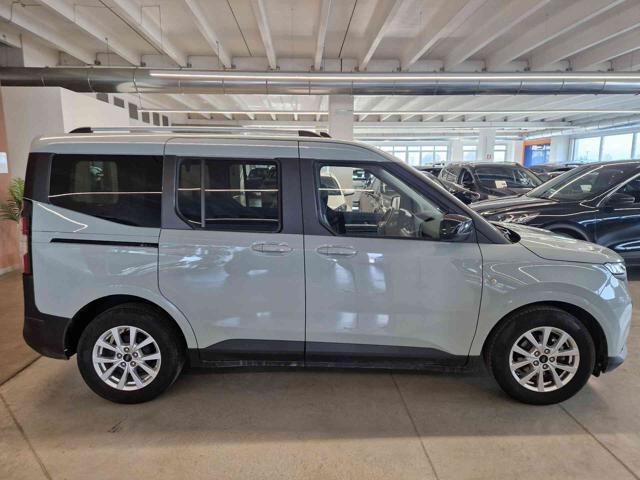 FORD Tourneo Courier 1.0 EcoBoost Titanium