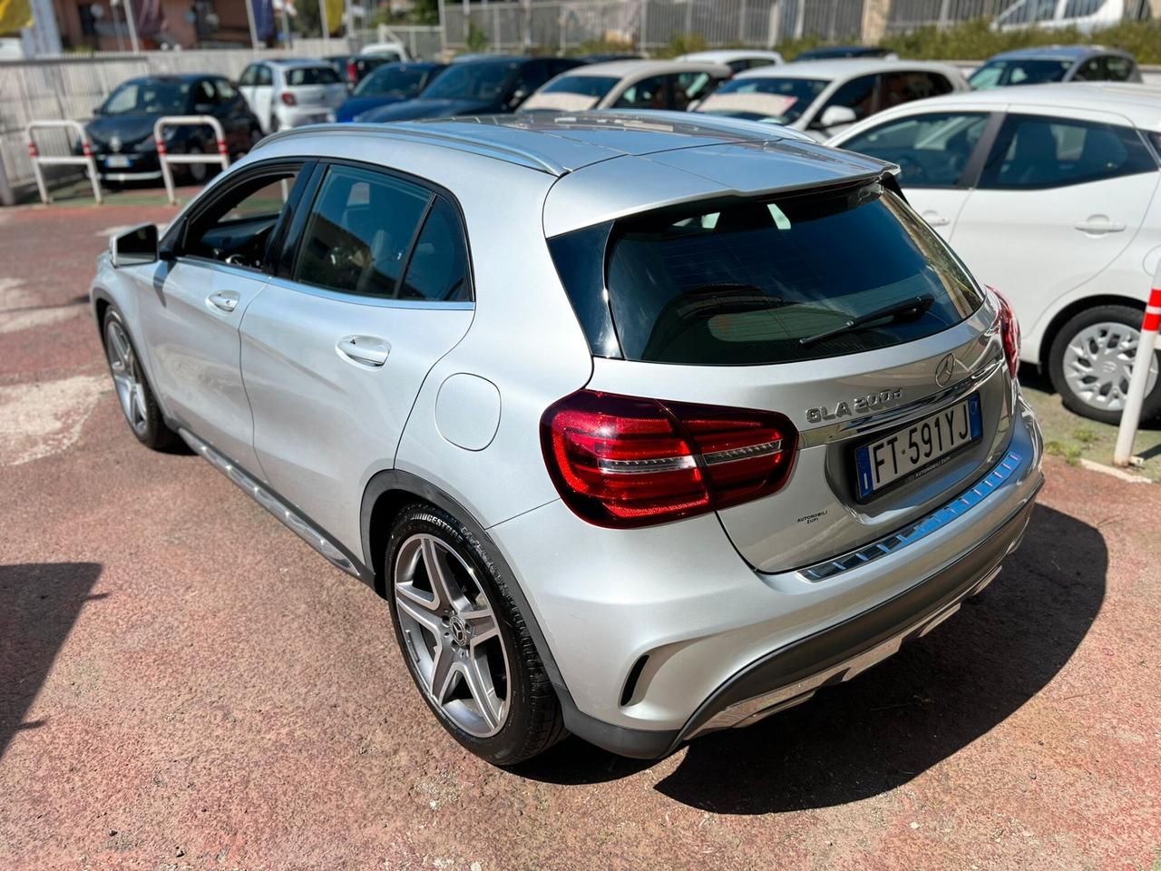 Mercedes-benz GLA 200 AMG PREMIUM