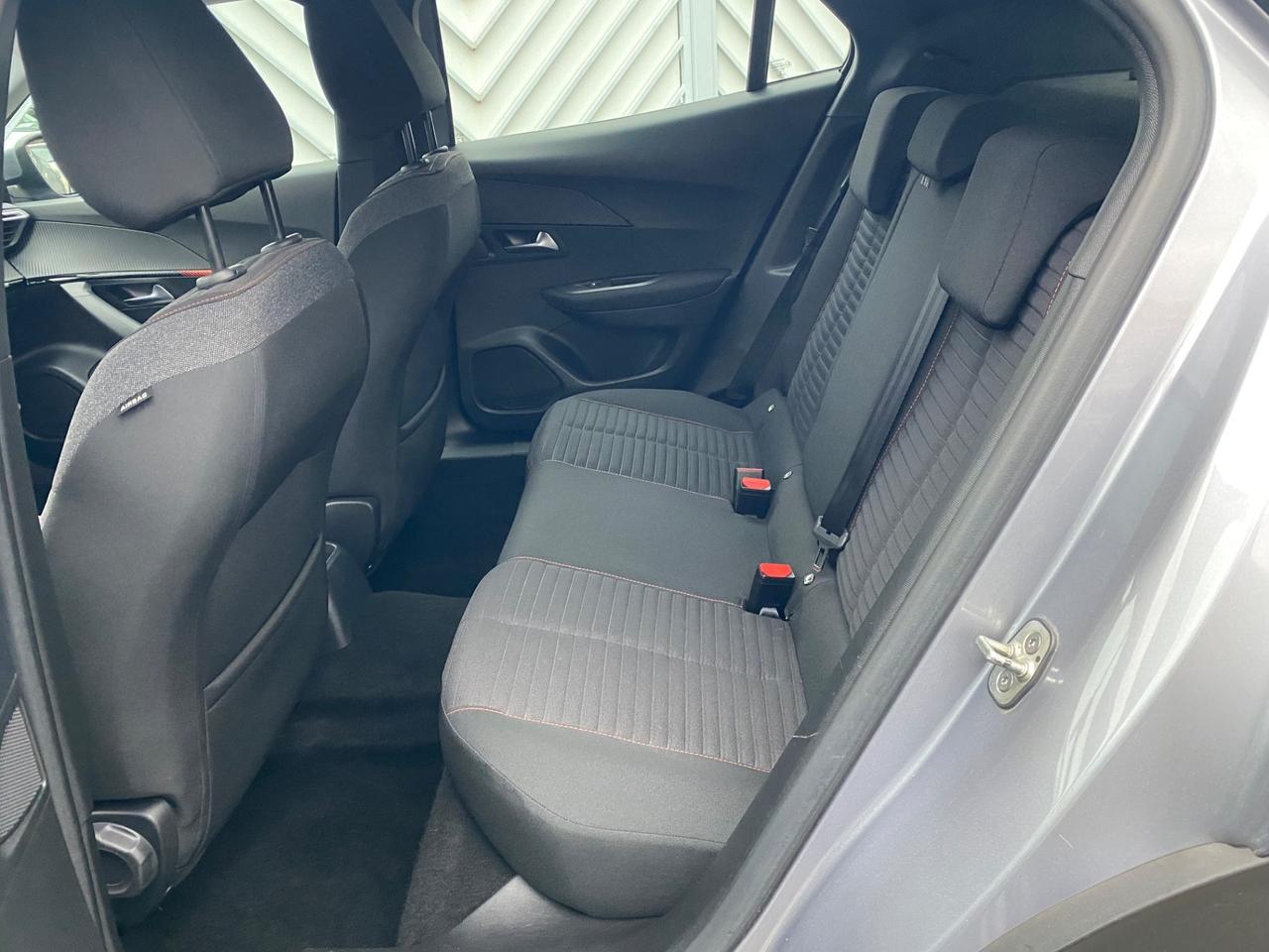 Peugeot 2008 PureTech 130 S&S Allure