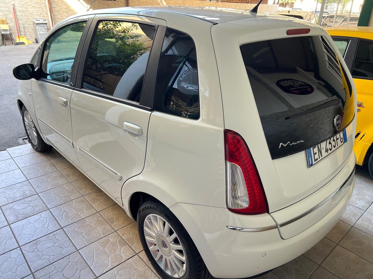 Lancia MUSA 1.4 benzina 2012