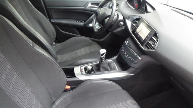 PEUGEOT 308 BlueHDi 130 S&S SW Allure