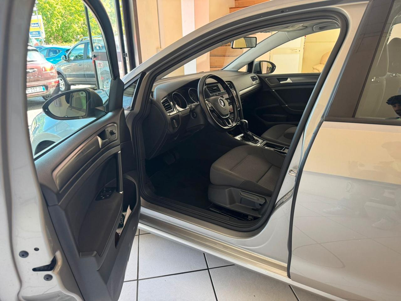 Volkswagen Golf Variant 1.5 TGI DSG 5p. Executive BlueMotione Tech.