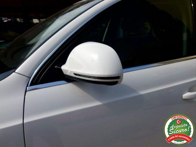 AUDI Q3 2.0 TDI 120 CV Business