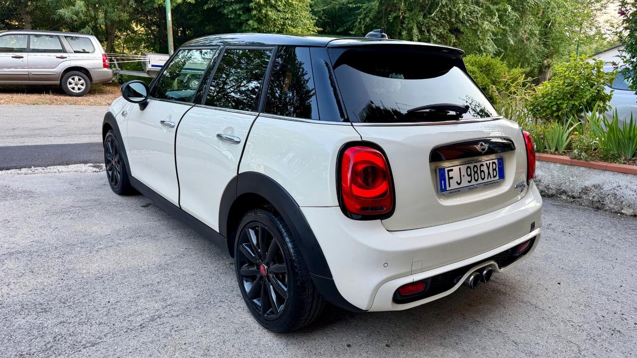 Mini 2.0 Cooper SD Hype 5 porte