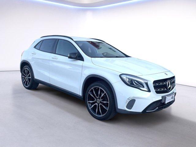 MERCEDES-BENZ GLA 200 2.2 d 136 CV Automatic 4Matic Premium