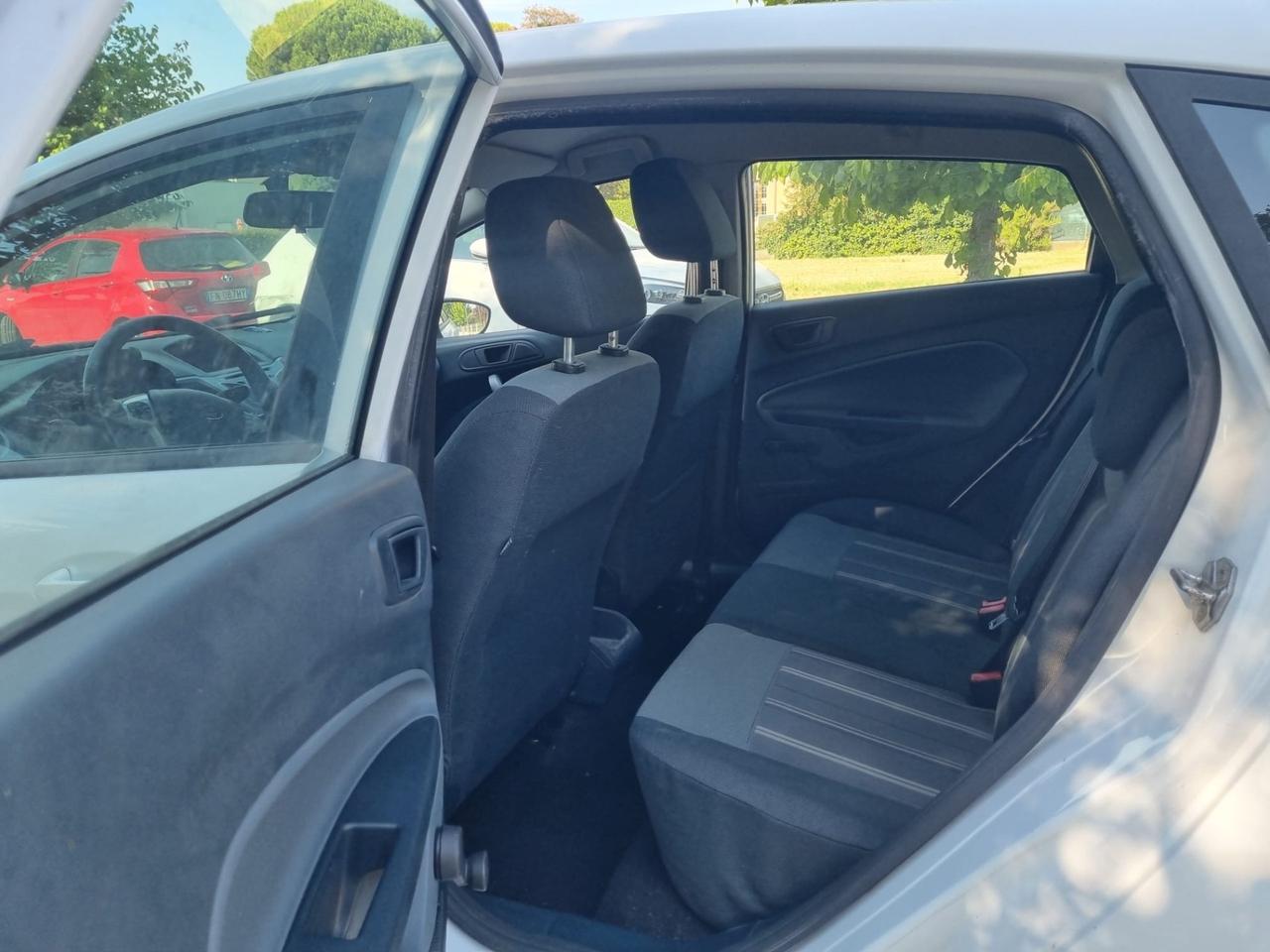 Ford Fiesta 1.4 5 porte Bz.- GPL Titanium