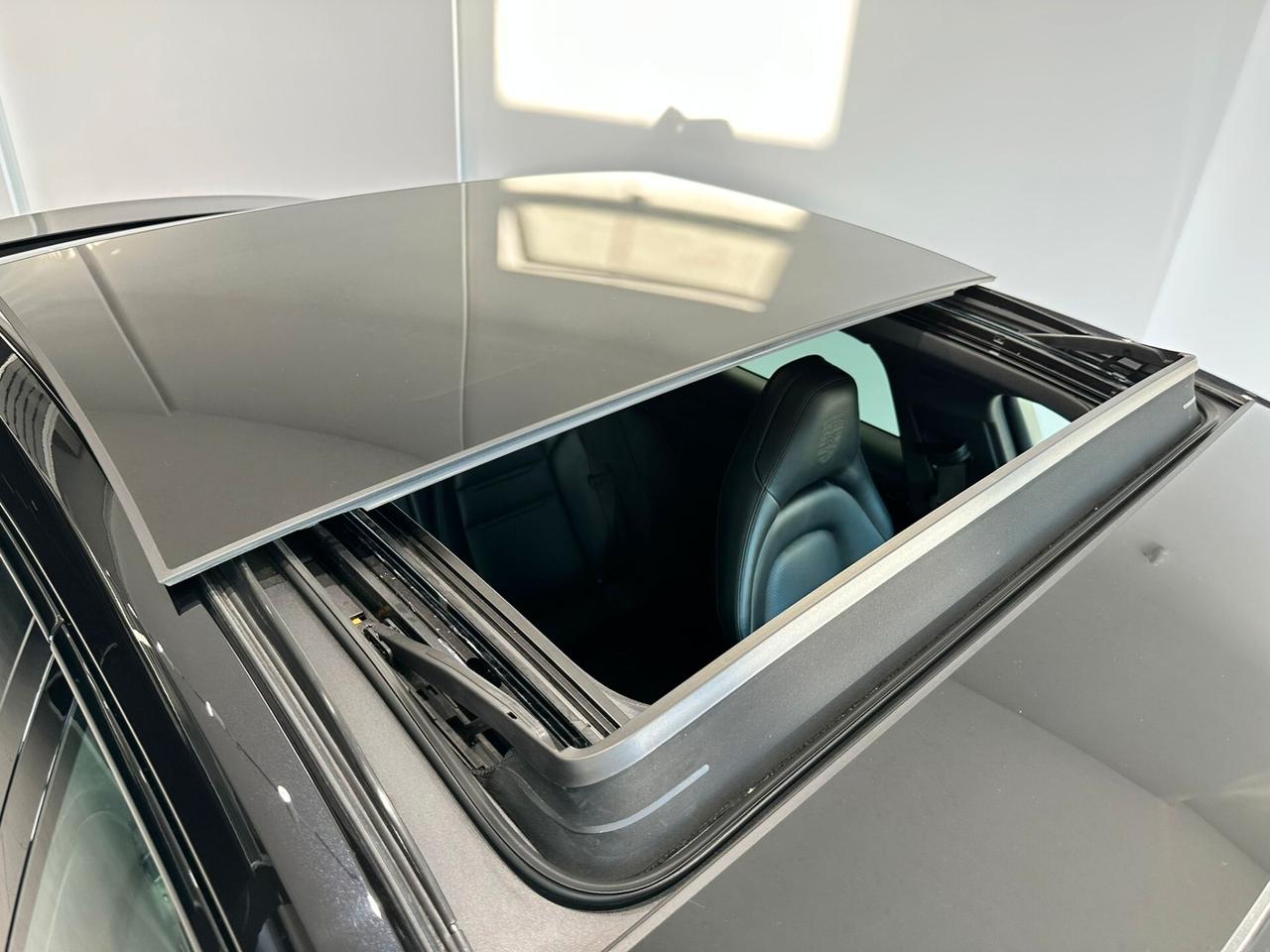 Porsche Panamera 4.0 4S Diesel Full Service 2017
