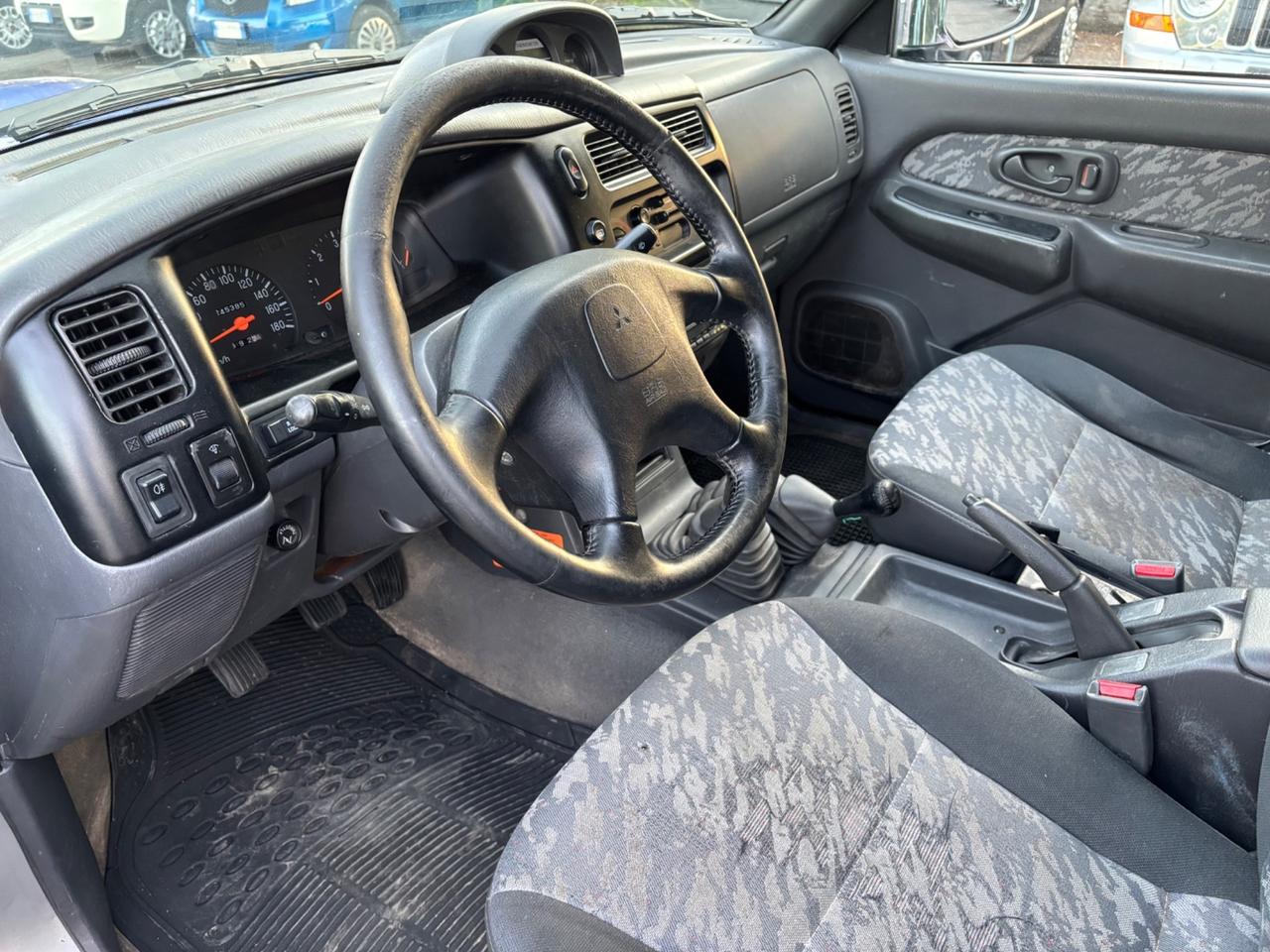 Mitsubishi L200 2.5 TDI 4WD Double Cab Pick-up GLS