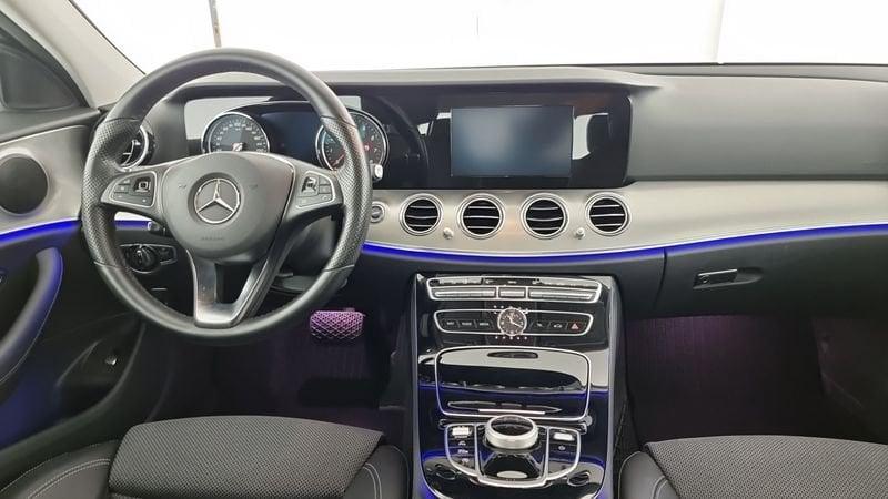 Mercedes-Benz Classe E E 200 Auto Sport