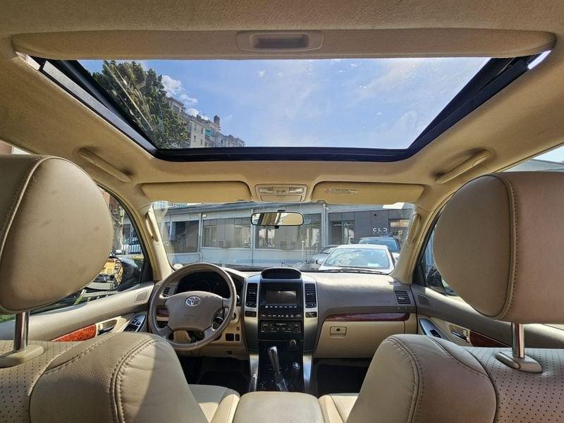 Toyota Land Cruiser 5p 3.0 d4-d Auto 7POSTI GANCIO TRAINO