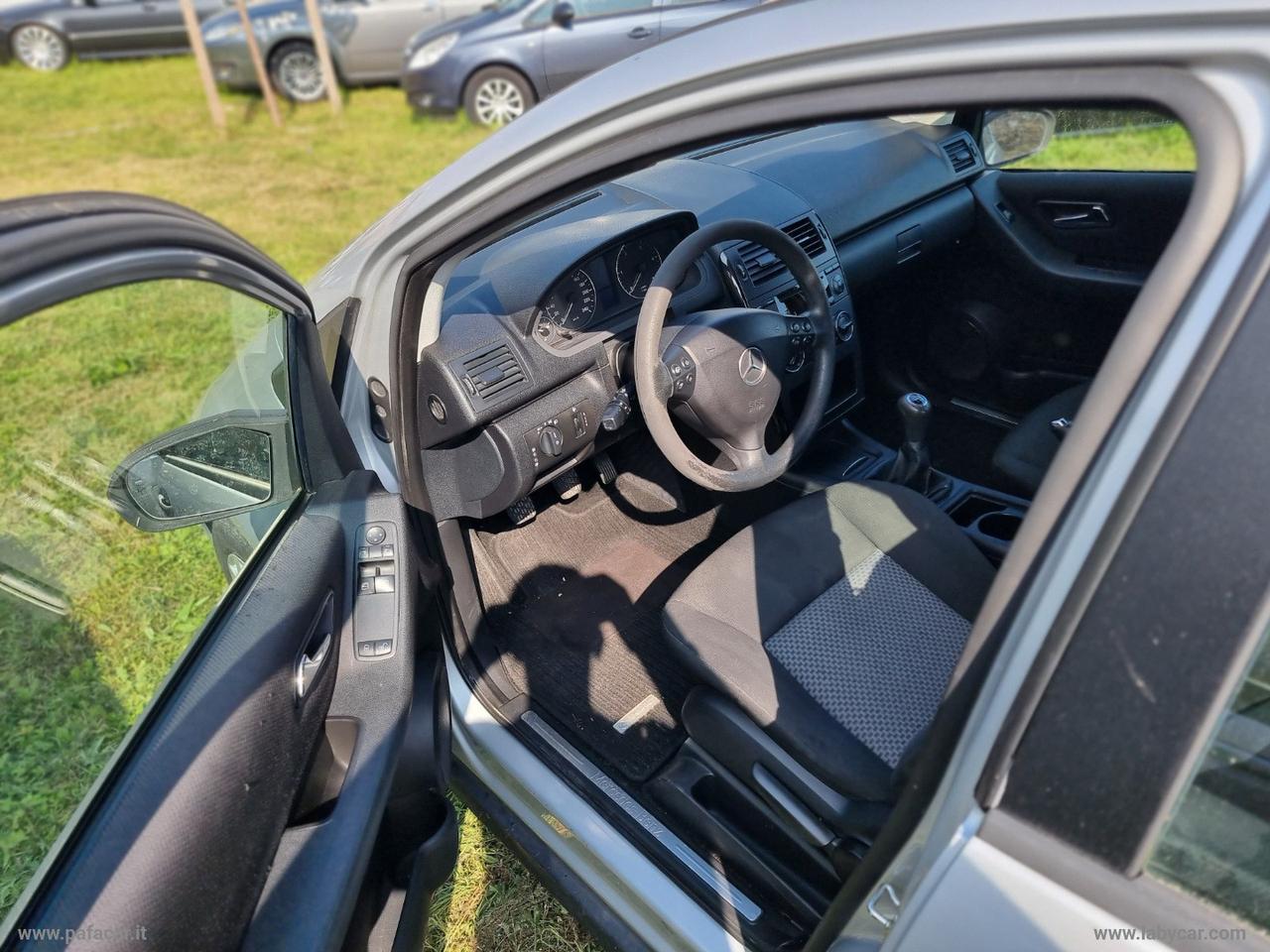 MERCEDES-BENZ A 160 CDI Avantgarde