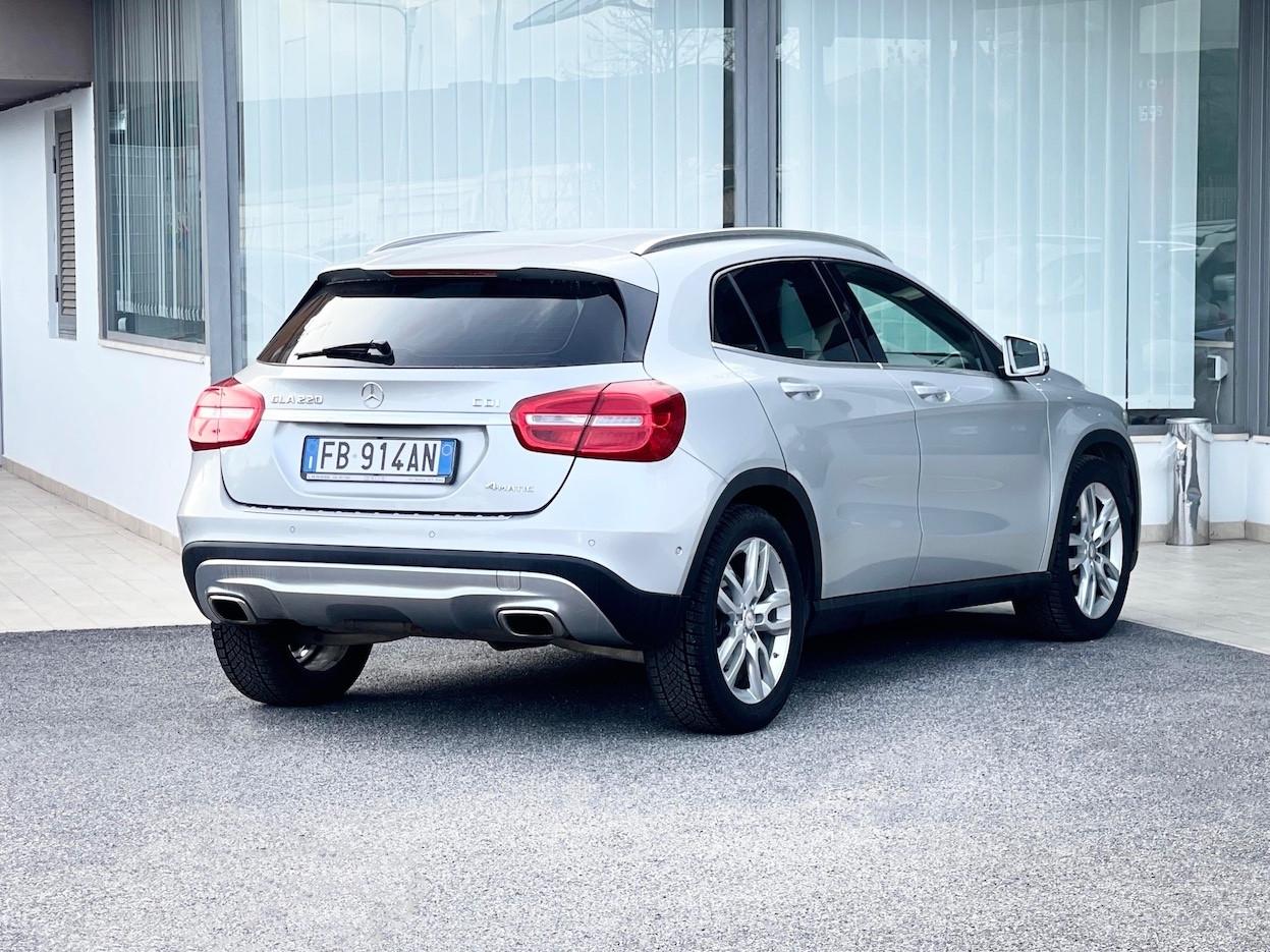 Mercedes-Benz GLA 220 2.1 Diesel 170CV E6 4Matic Automatica - 2015