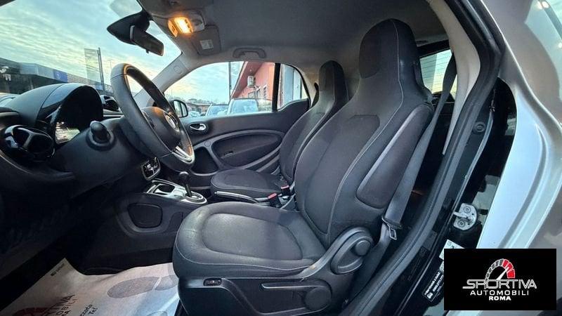 smart fortwo RATA MENSILE 195,00 EURO fortwo 70 1.0 Passion