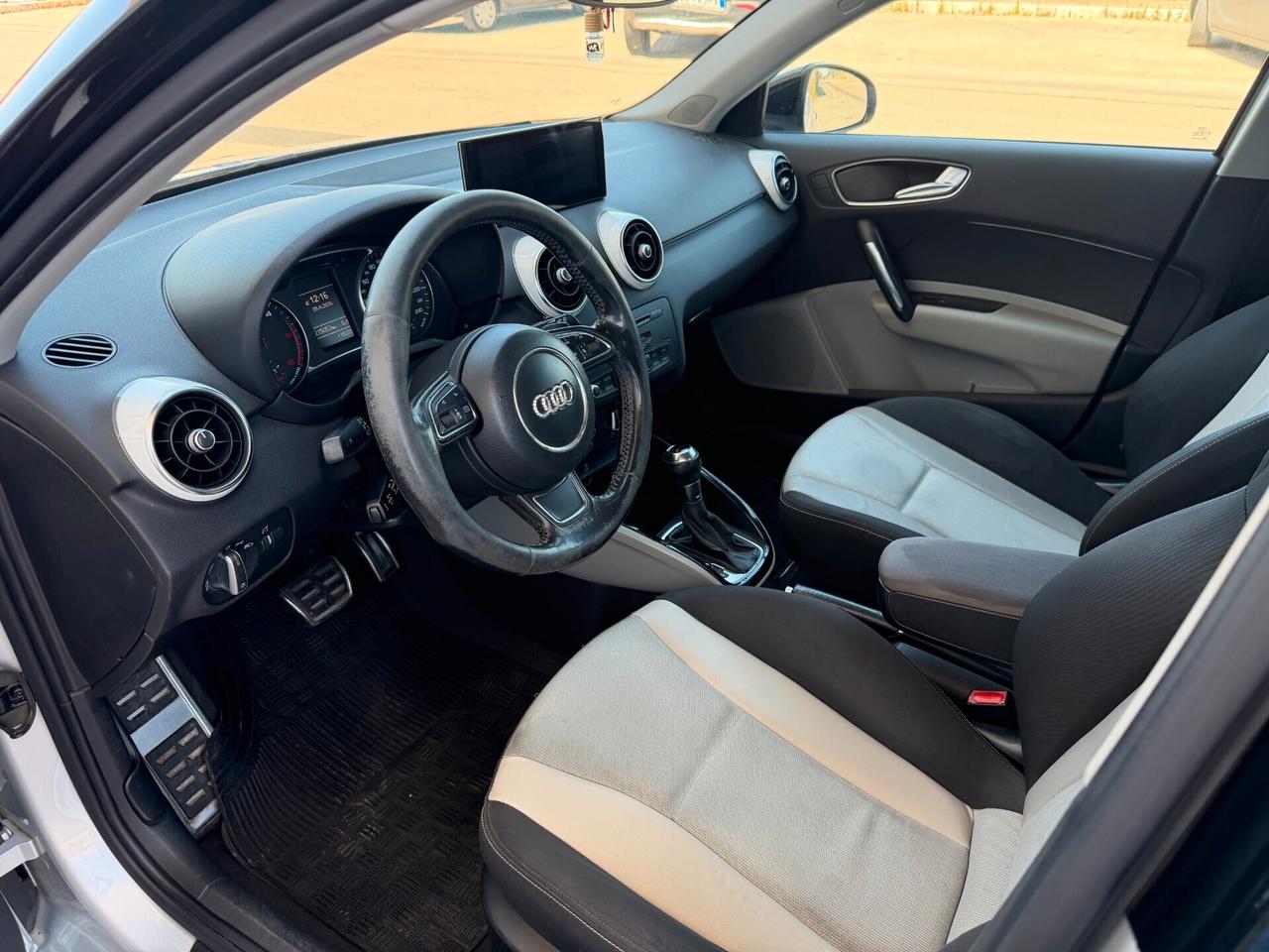 Audi A1 1.6 TDI S tronic