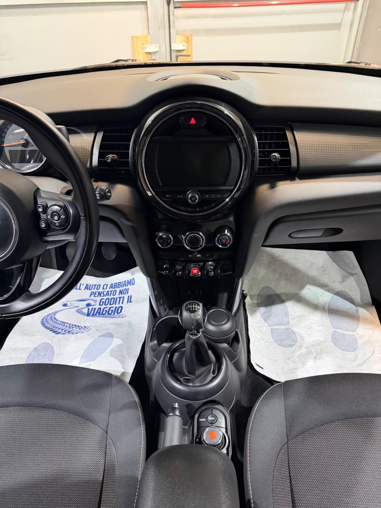 MINI 1.5 COOPER 5 PORTE