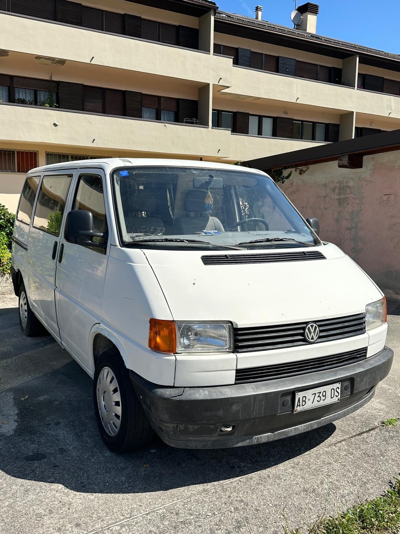 Volkswagen Transporter 2.4 D PC Furgone Vetrinato