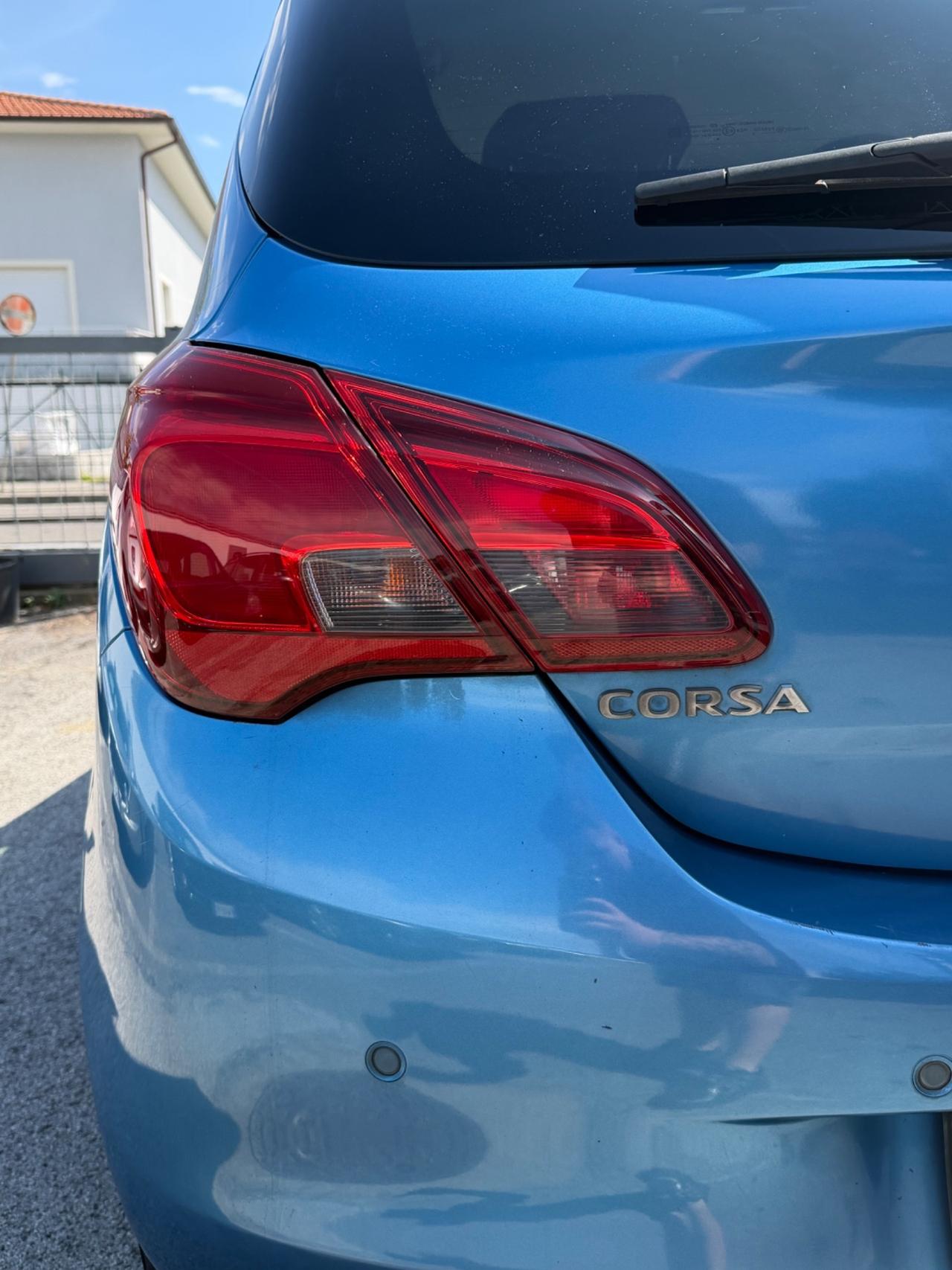 Opel Corsa 1.4 90CV GPL Tech 5 porte b-Color