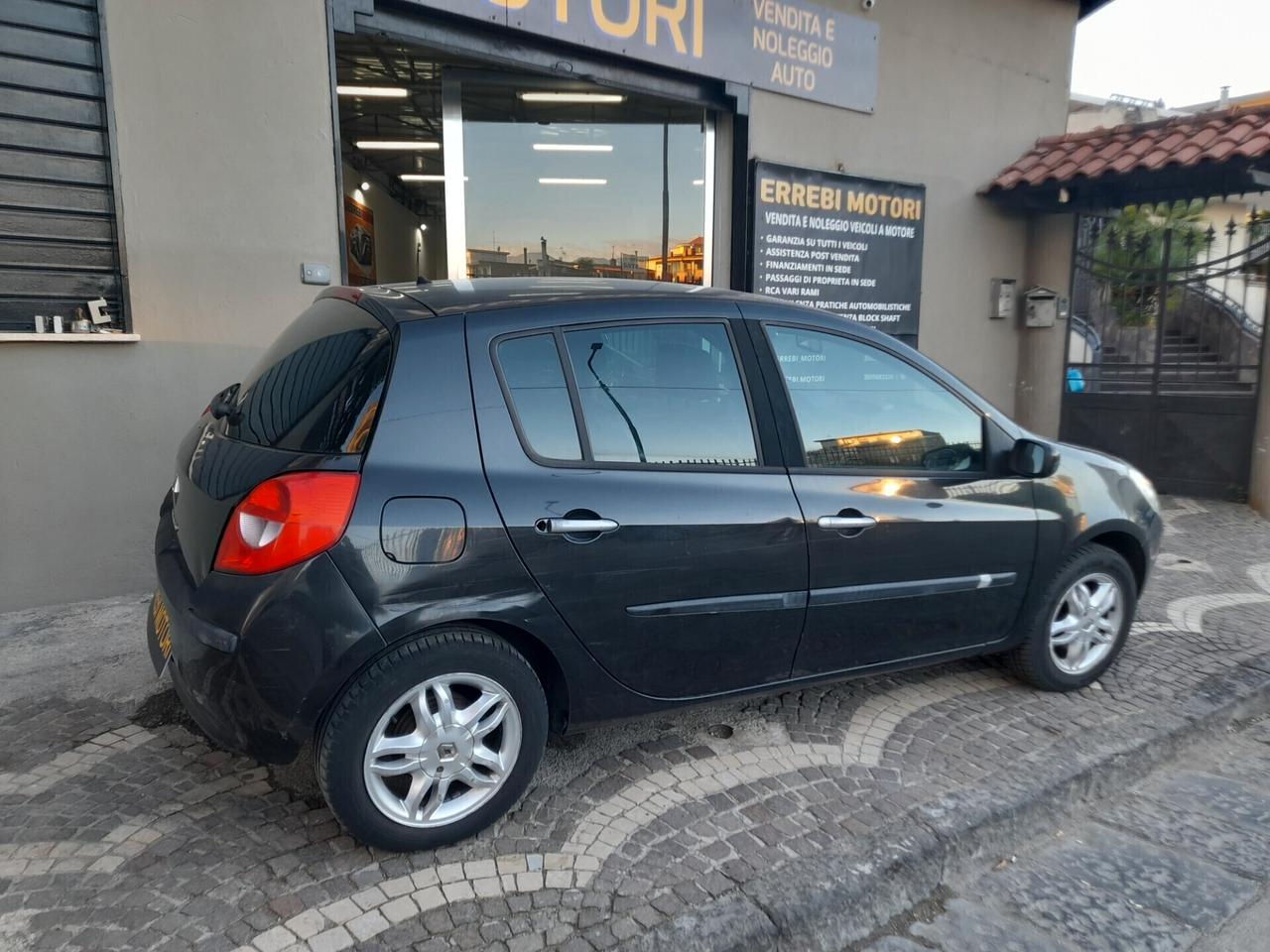 Renault Clio Storia 1.2 5 porte Dynamique
