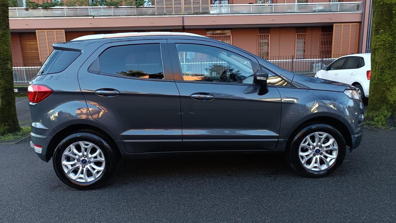 Ford EcoSport 1.5 110 CV Powershift Titanium