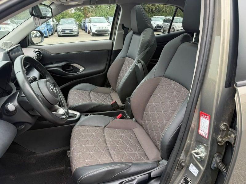 Toyota Yaris Cross Yaris Cross 1.5h Lounge fwd 116cv e-cvt