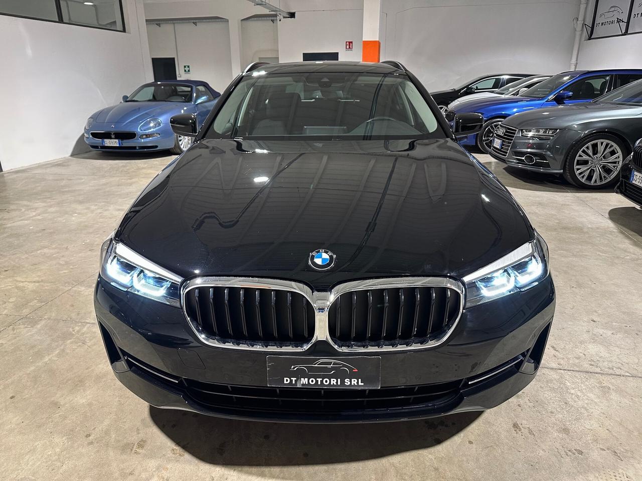 Bmw 520d 48V xDrive Touring Business-GANCIO TRAINO