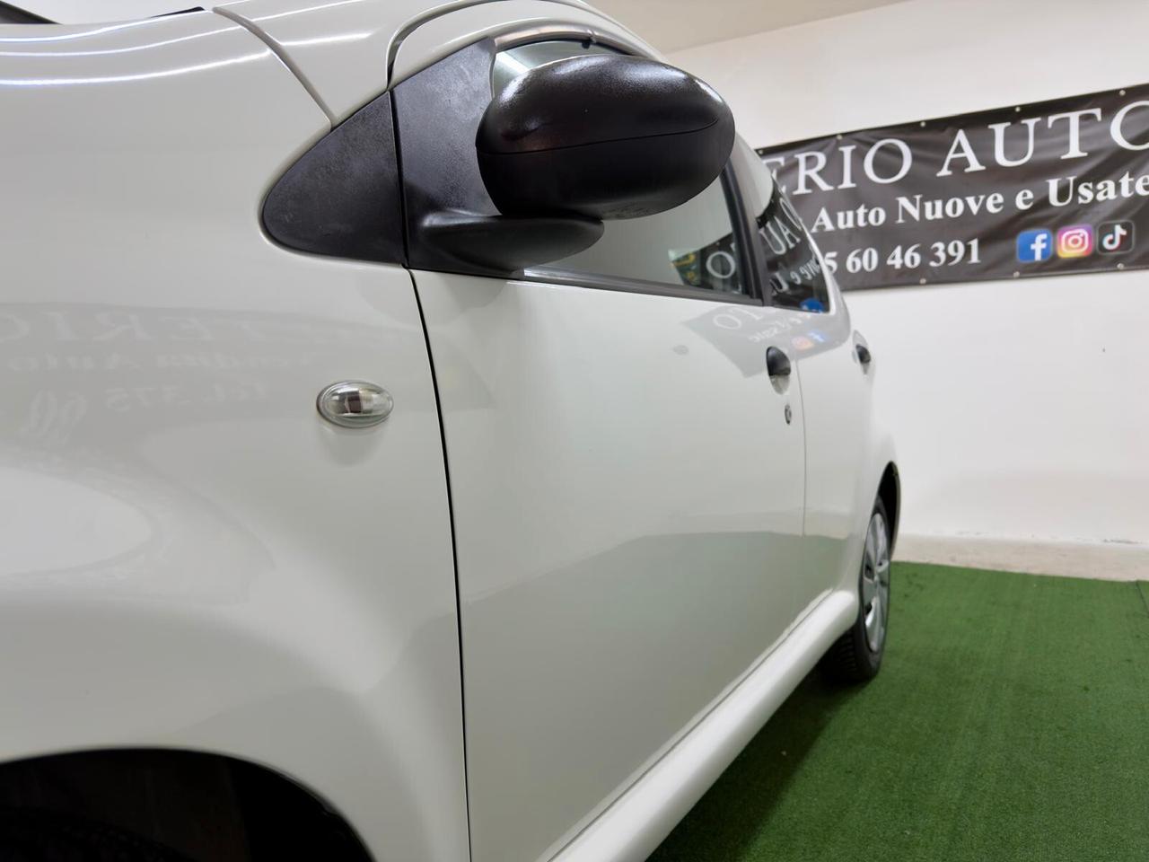 Toyota Aygo 1.0 12V VVT-i 5 porte Cool Soda Connect