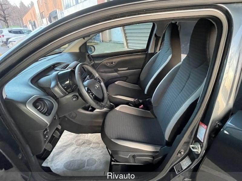 Toyota Aygo Connect 1.0 VVT-i 72 CV 5 porte x-play