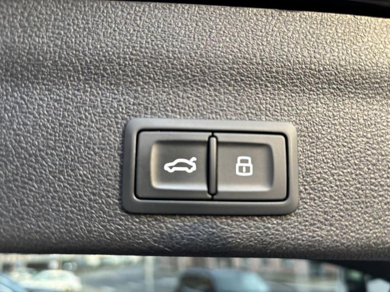 Audi A6 Avant 40 2.0 TDI quattro S tronic Business Sport