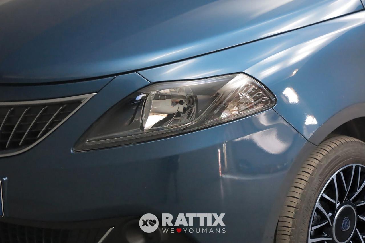 Lancia Ypsilon 1.0 Firefly Hybrid 70CV Platino