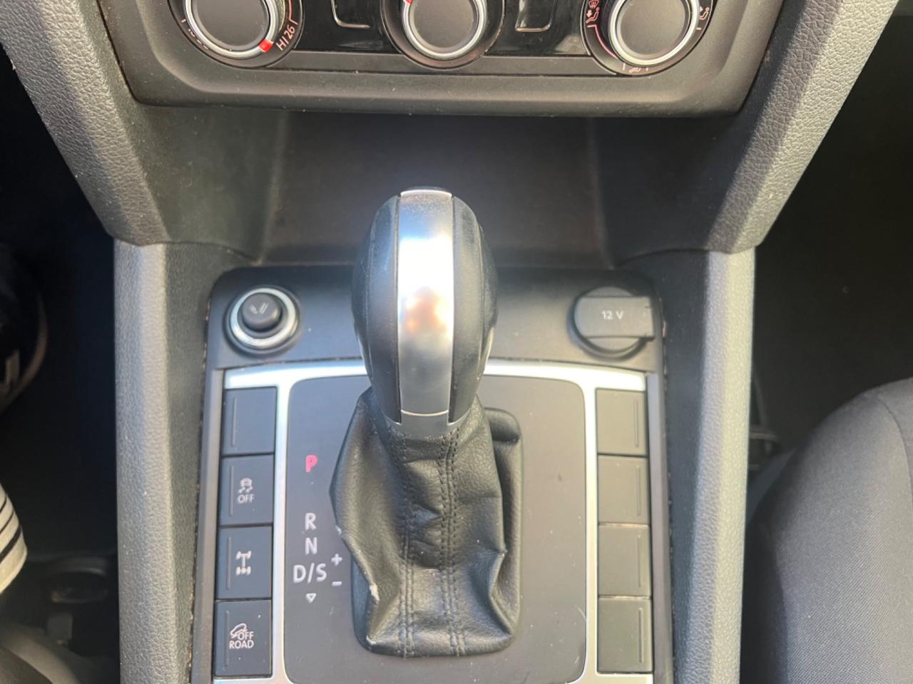 Volkswagen Amarok 3.0 V6 TDI 4MOTION BMT permanente aut. DC Highline