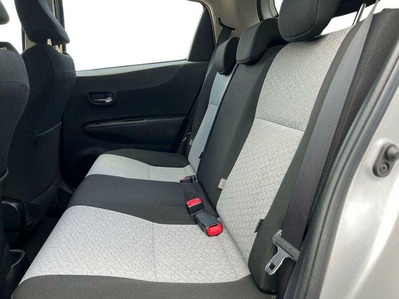 Toyota Yaris Yaris 1.3 5 porte Lounge Multidrive S