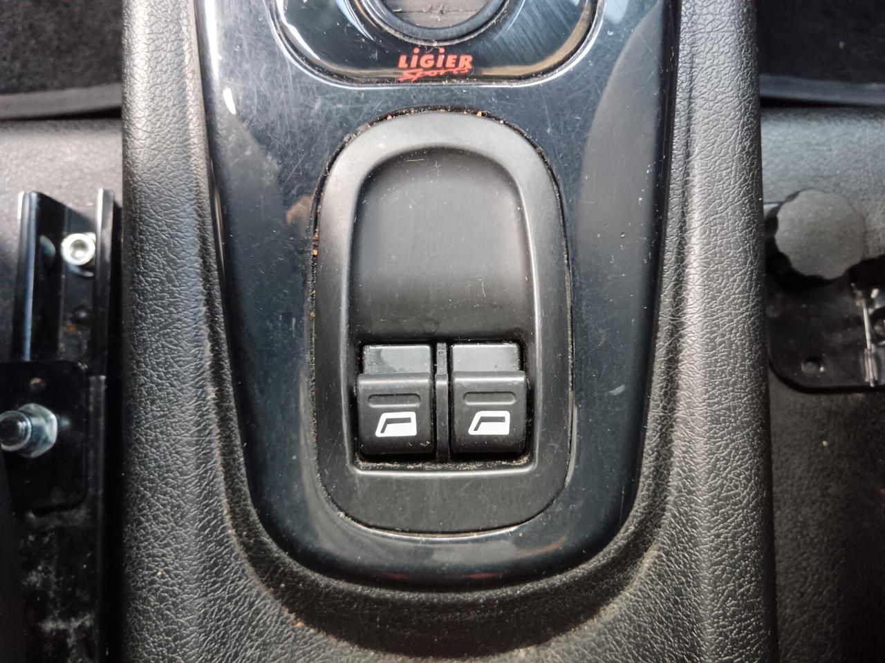 Ligier JS50 DCI CARPLAY RETROCAMERA
