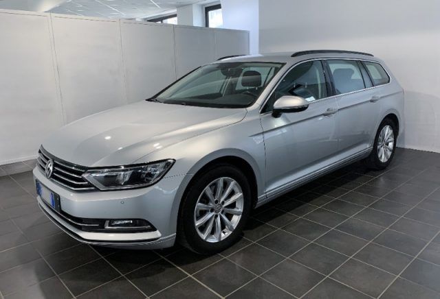 VOLKSWAGEN Passat Variant 1.6 TDI Comfortline BlueMotion Technology