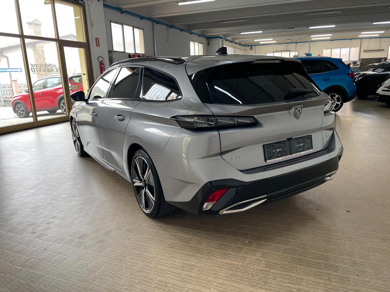 Peugeot 308 Hybrid 145 e-DCS6 SW GT 2025 Km 10400