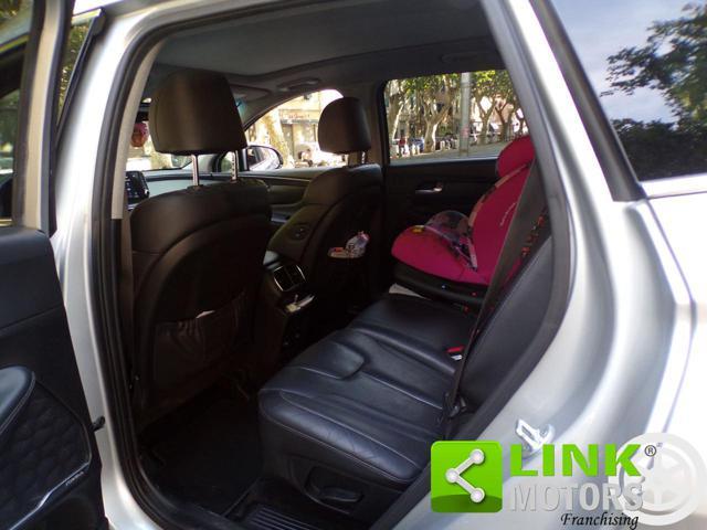 HYUNDAI Santa Fe 2.2 CRDi 4WD A/T 7 posti Xprime con Garanzia