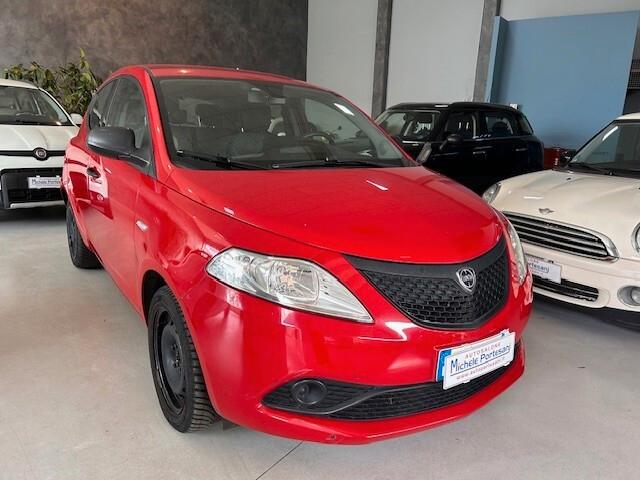 Lancia Ypsilon 1.2 69 CV 5 porte GPL Ecochic Elefantino Blu