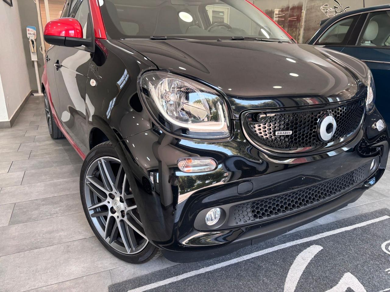 SMART FORFOUR 0.9 TWINAMIC TURBO BRABUS XCLUSIVE