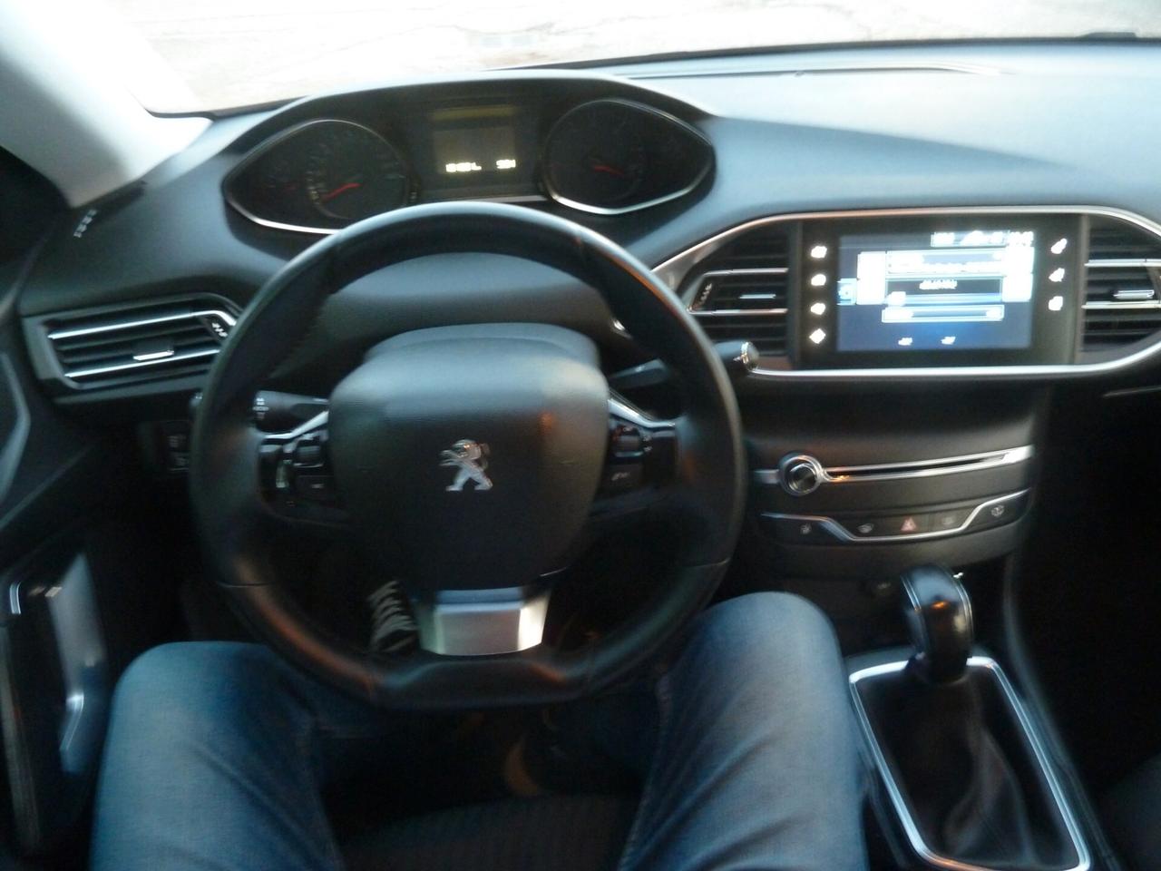 Peugeot 308 1.6 HDi 92 CV Active