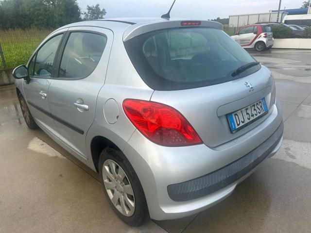 PEUGEOT 207 1.4 88CV 5p. X Line senza nessun lavoro da fare